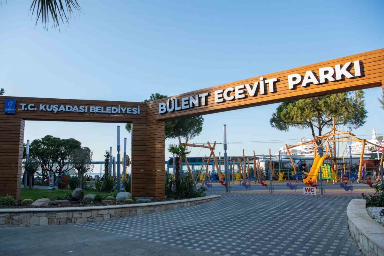Kuşadası Belediyesi’nden çocuk parklarına kameralı güvenlik önlemi