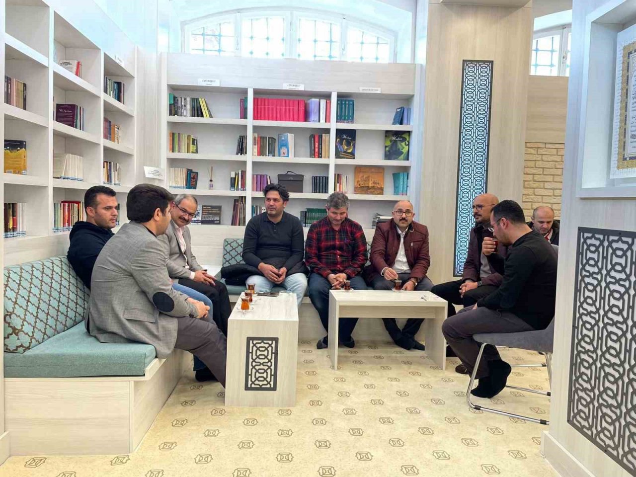 Okul müdürleri ve öğretmenlerle değerlendirme toplantısı yapıldı