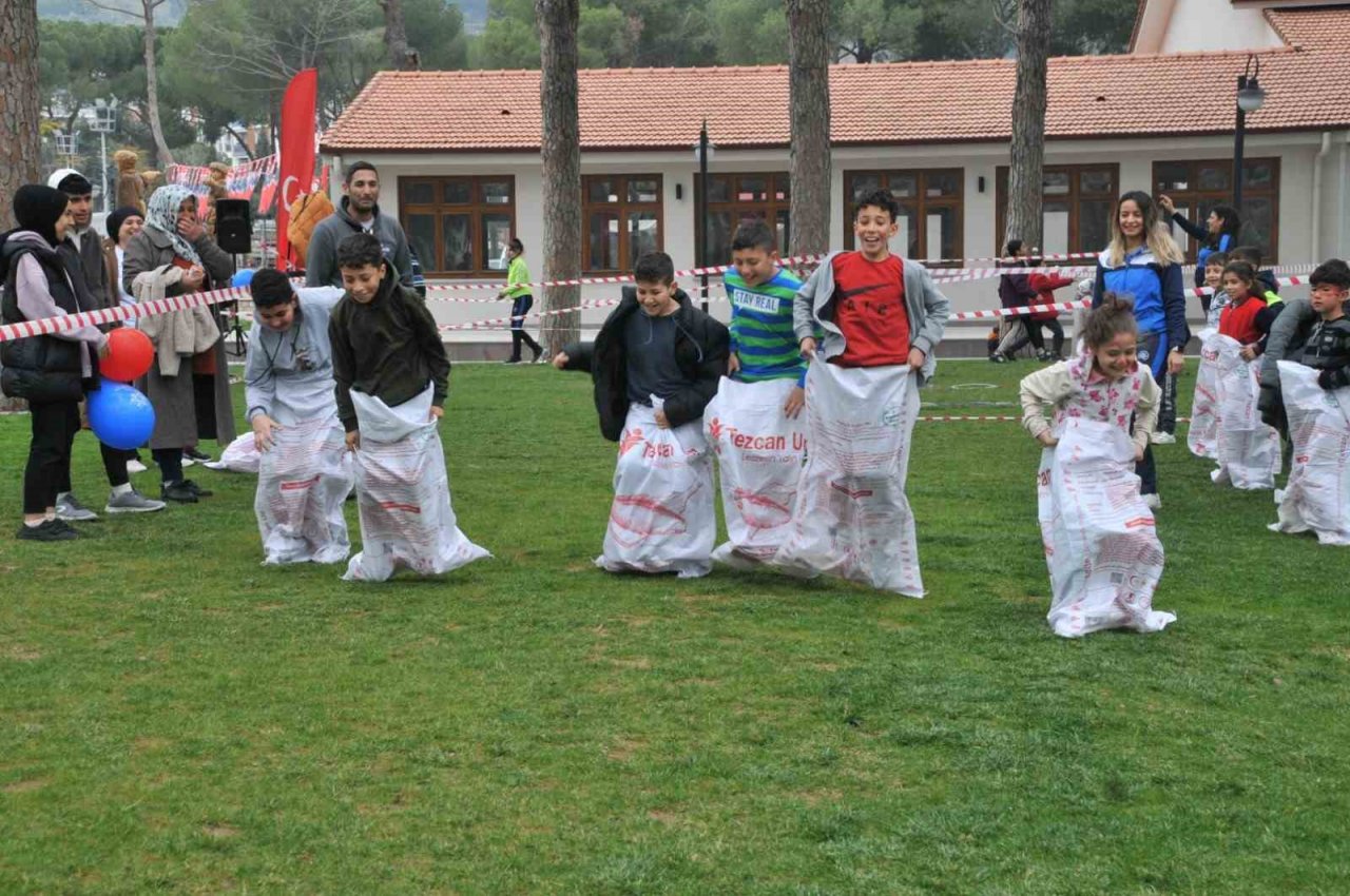 Aydın Büyükşehir Belediyesi depremzede aileleri ağırladı
