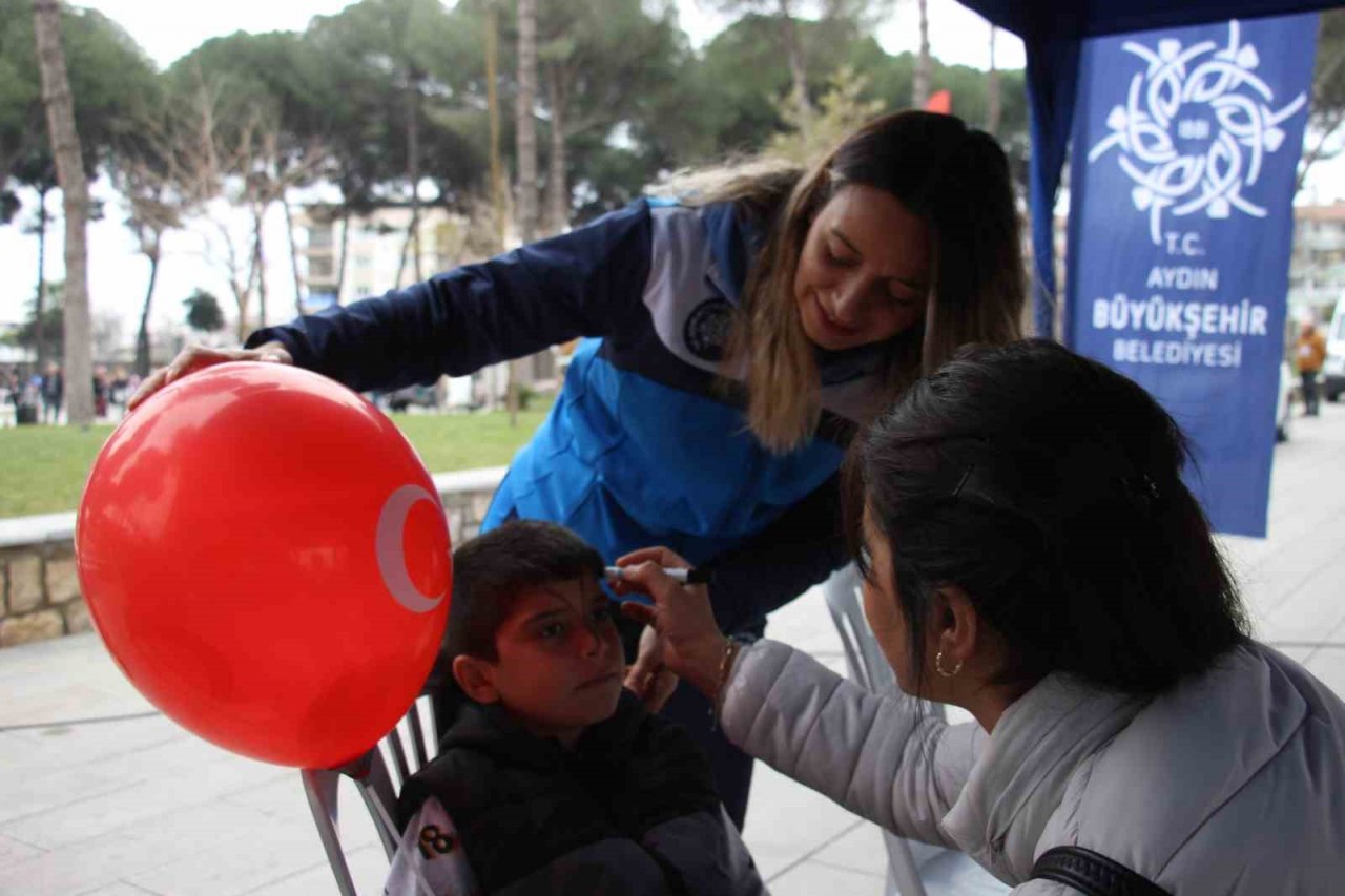 Aydın Büyükşehir Belediyesi depremzede aileleri ağırladı