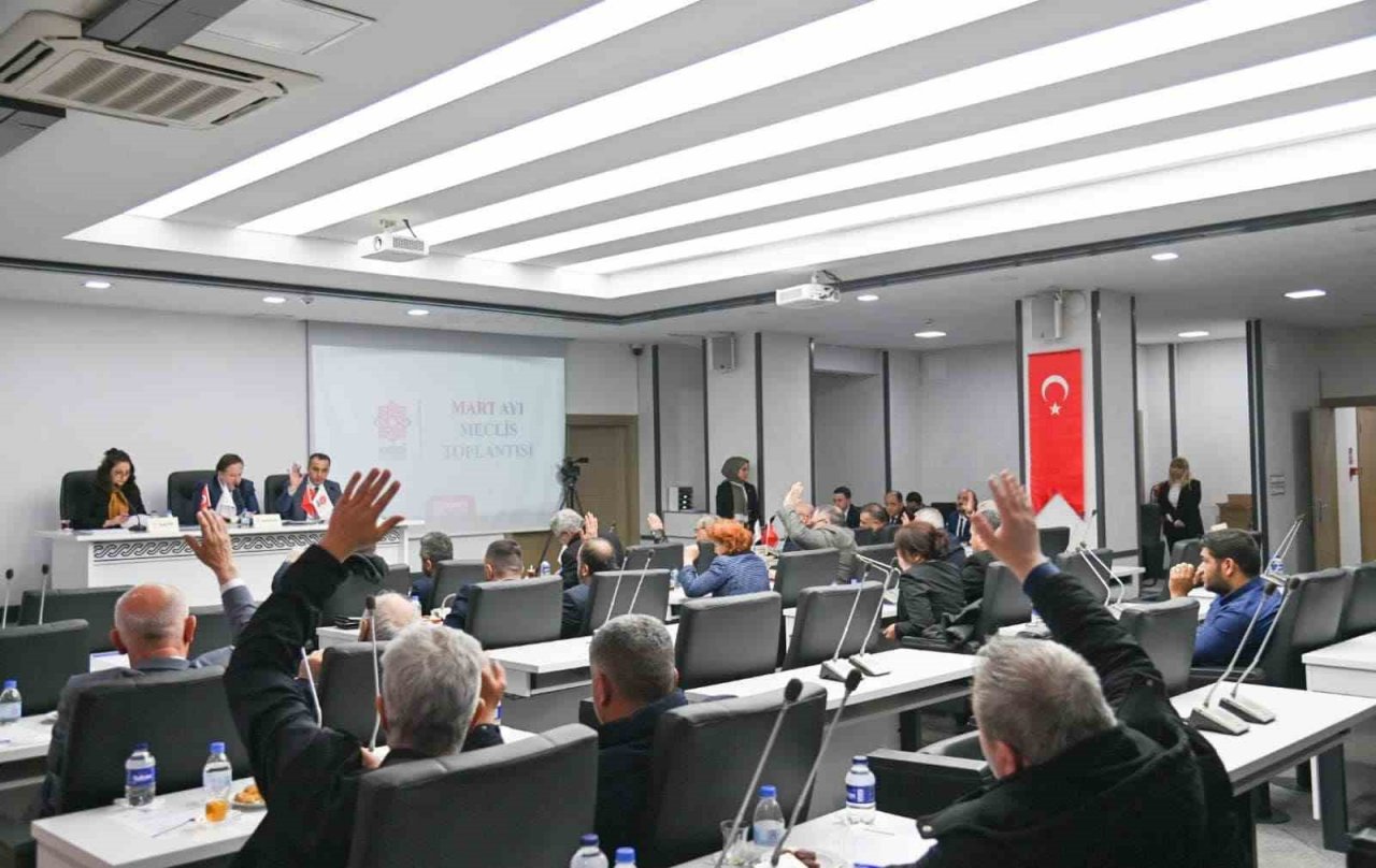 Karesi Belediyesi doğal afet ve yardım komisyonu kurdu