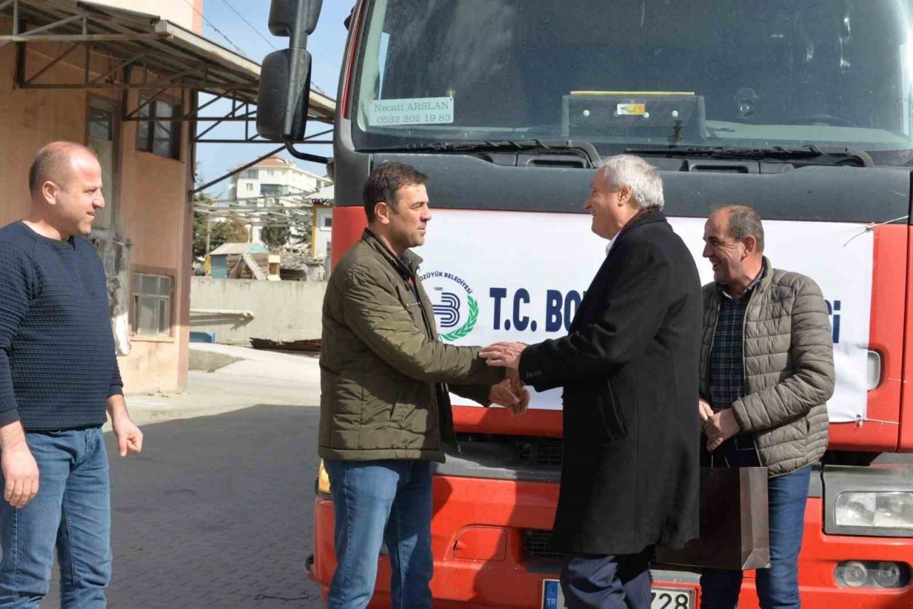 Bozüyük Belediyesi un yüklü 11’inci yardım tırı Kahramanmaraş’a yola çıktı