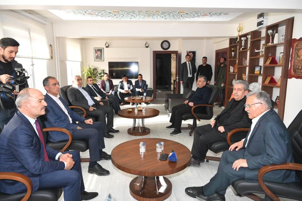 Başkan Büyükkılıç’tan Felahiyelilere teşekkür