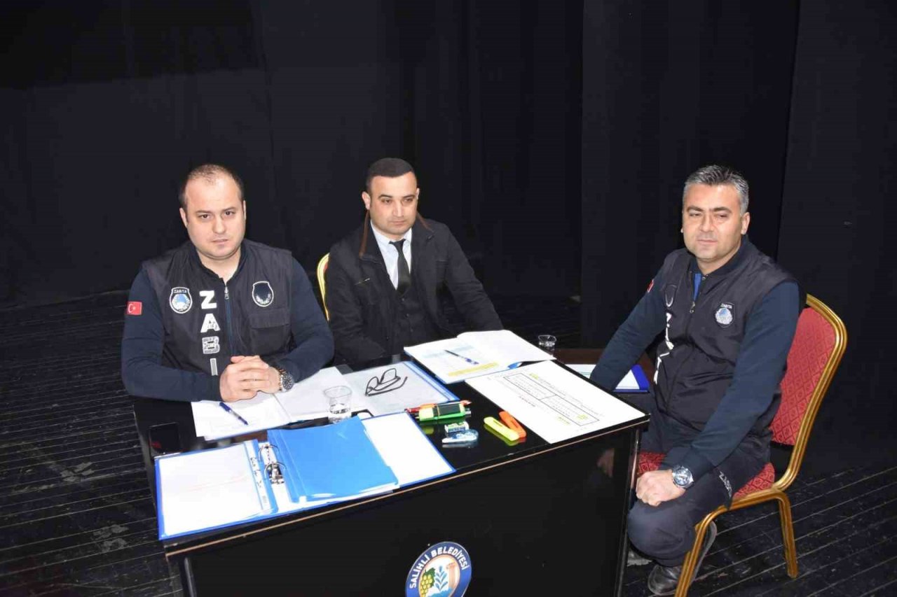 Salihli’de yeni pazaryerlerinde kuralar çekildi