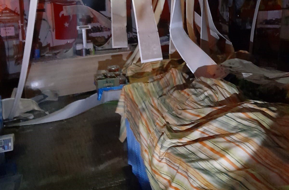 Osmaniye’de iş yerinde yangın