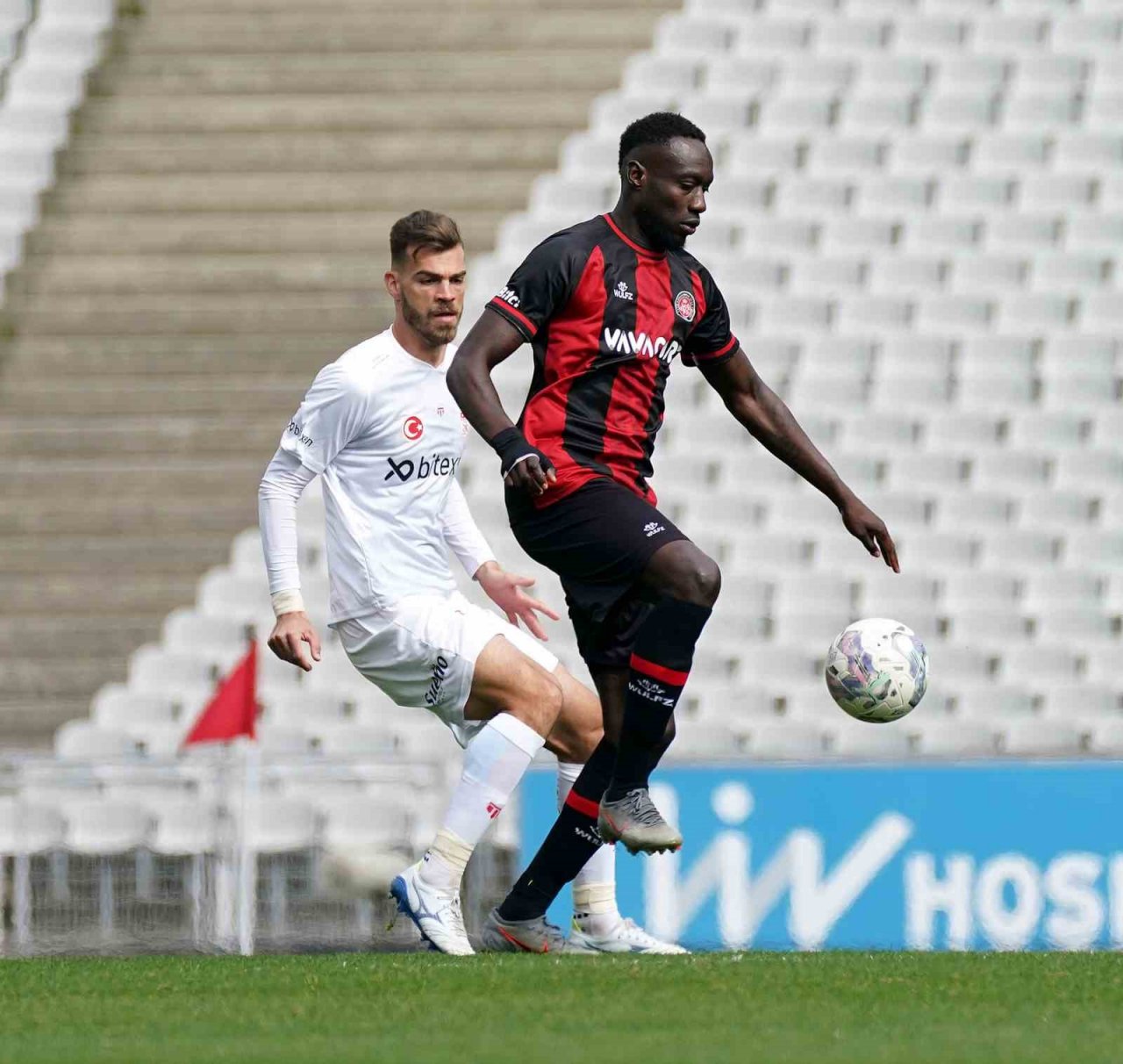 Spor Toto Süper Lig: Fatih Karagümrük: 1 - Sivasspor: 1 (İlk yarı)