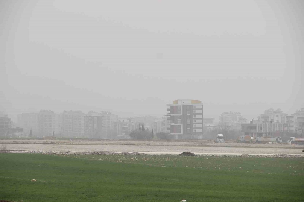 Toz bulutu Adıyaman’ı esir aldı