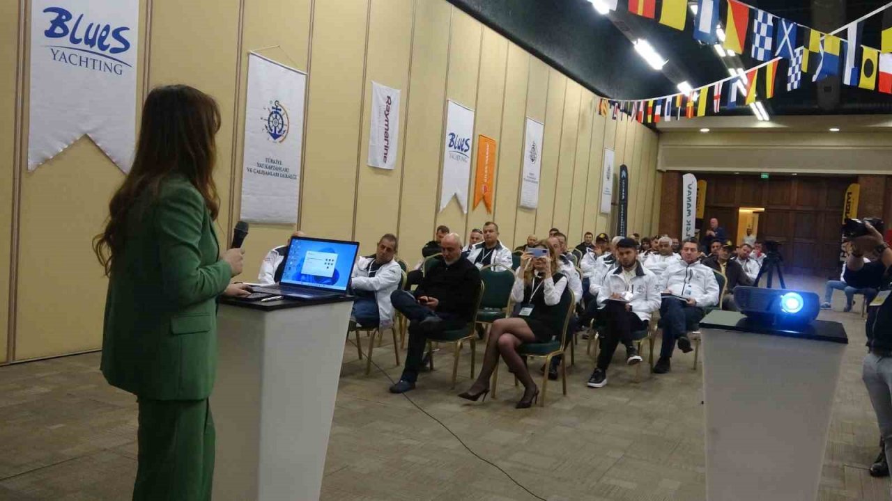 Yat kaptanları Marmaris’te sektör buluşmasında bir araya geldi