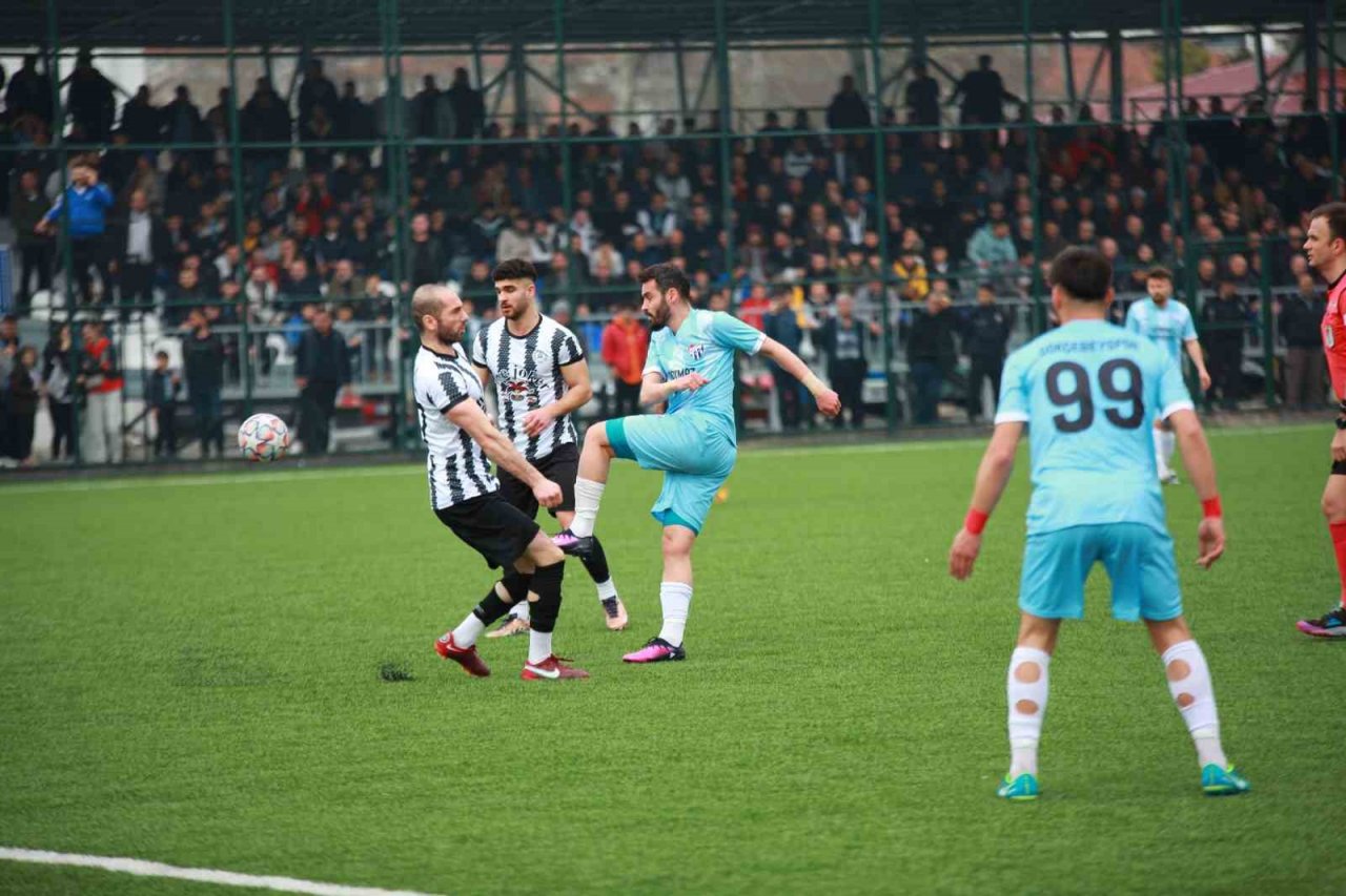 Amatör maçta centilmenlik örneği