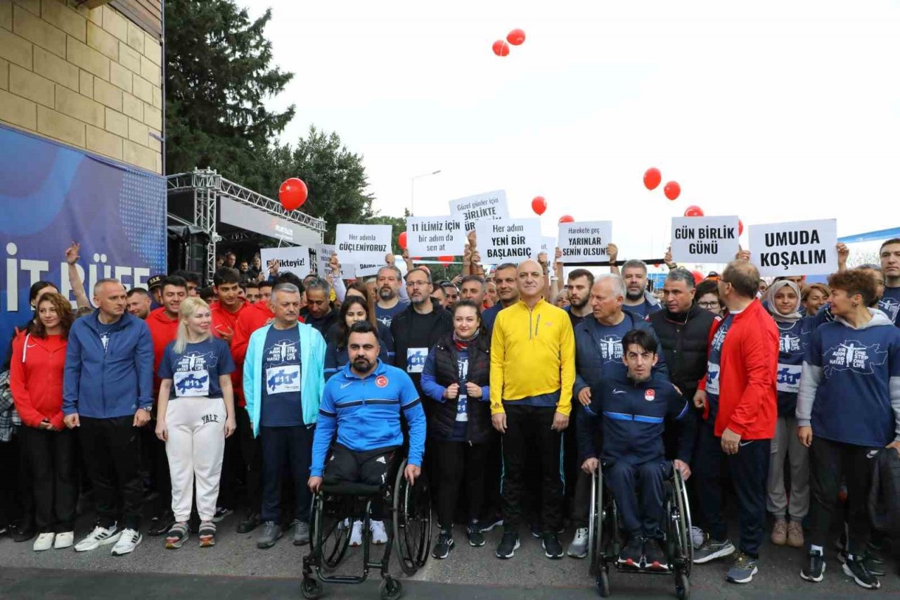 Bakan Kasapoğlu: "Spor, birleştiren bir olgu"