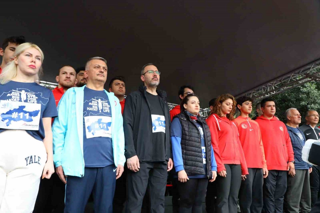 Bakan Kasapoğlu: "Spor, birleştiren bir olgu"