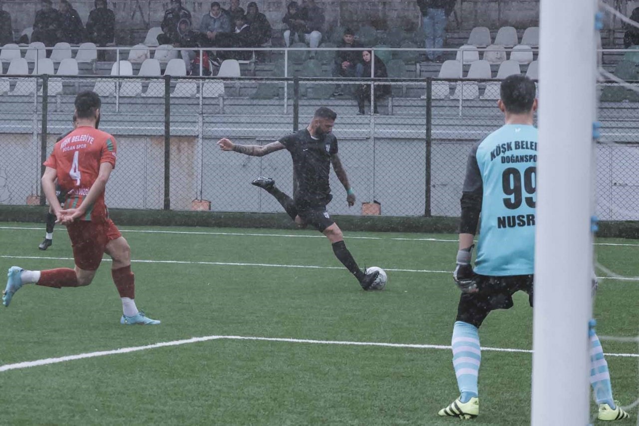 Aydınspor, şampiyonluğu garantiledi