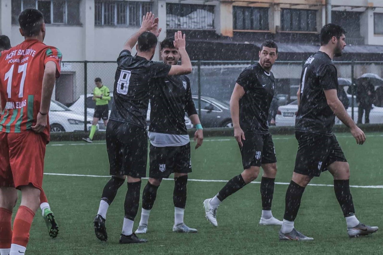 Aydınspor, şampiyonluğu garantiledi