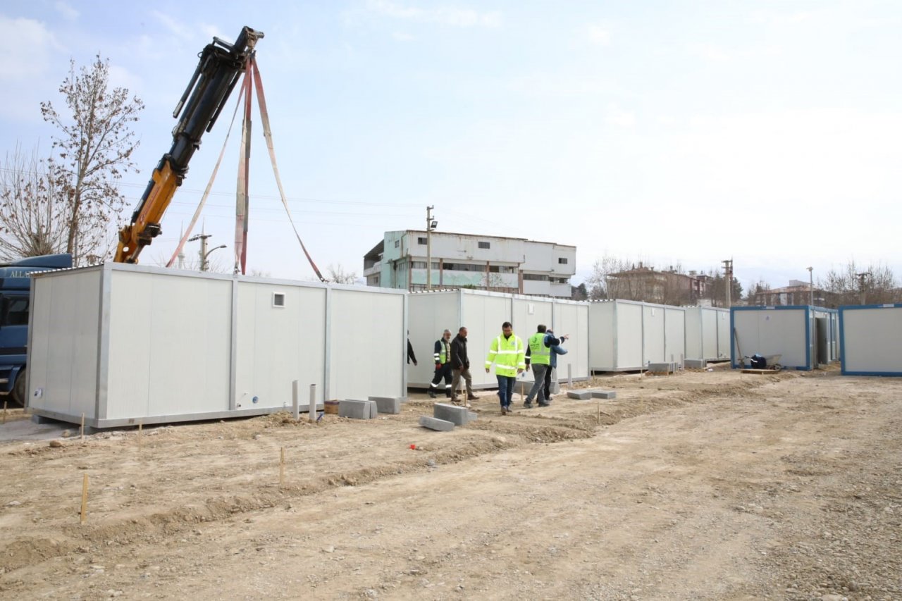 Bağcılar Belediyesi, Malatya’da konteyner kent kuruyor