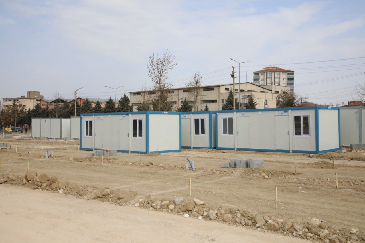 Bağcılar Belediyesi, Malatya’da konteyner kent kuruyor