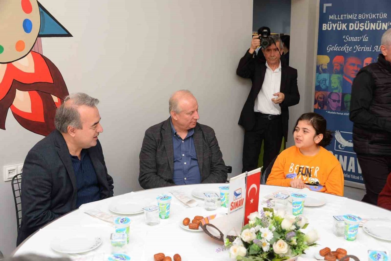 Başkan Yardımcısı Mahmut Fındık depremzede öğrenciler ve aileleriyle bir araya geldi