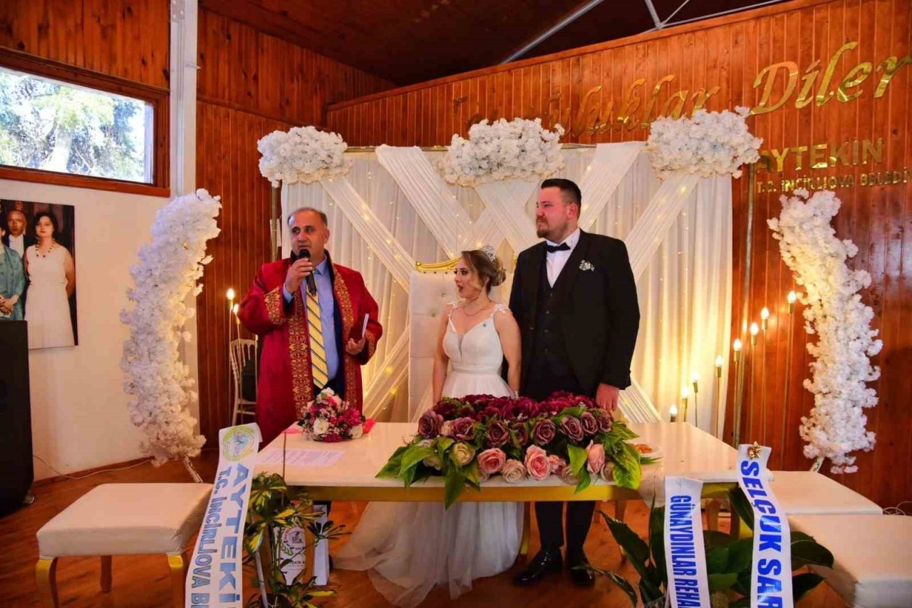 Tarihi hangarlar yeniden hayat buldu