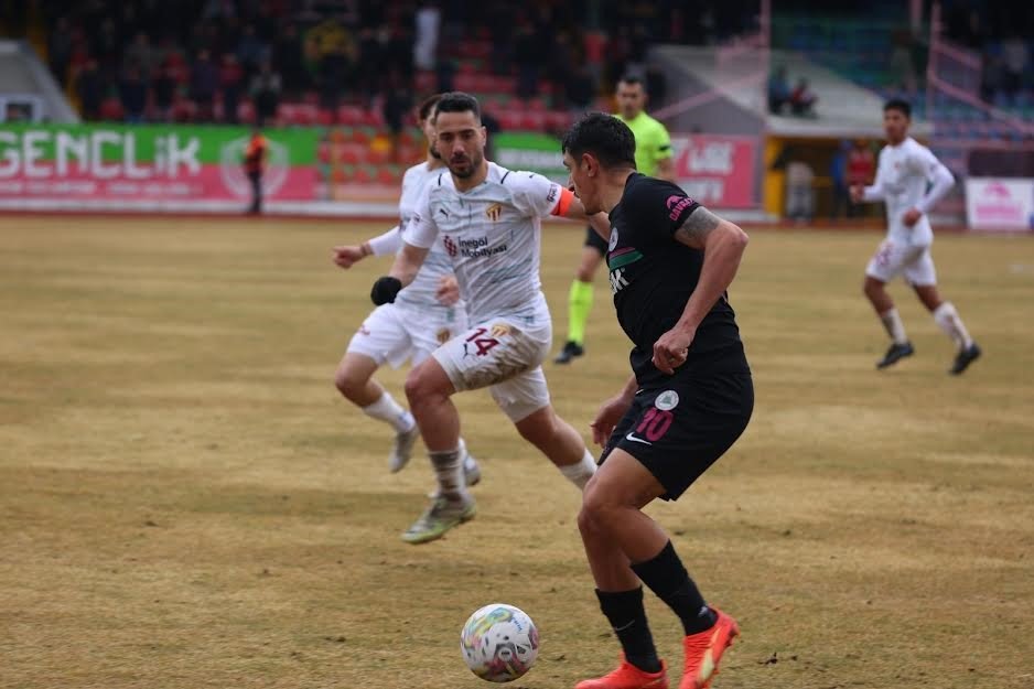 TFF 2. Lig: Isparta 32 Spor: 0 - İnegölspor: 0