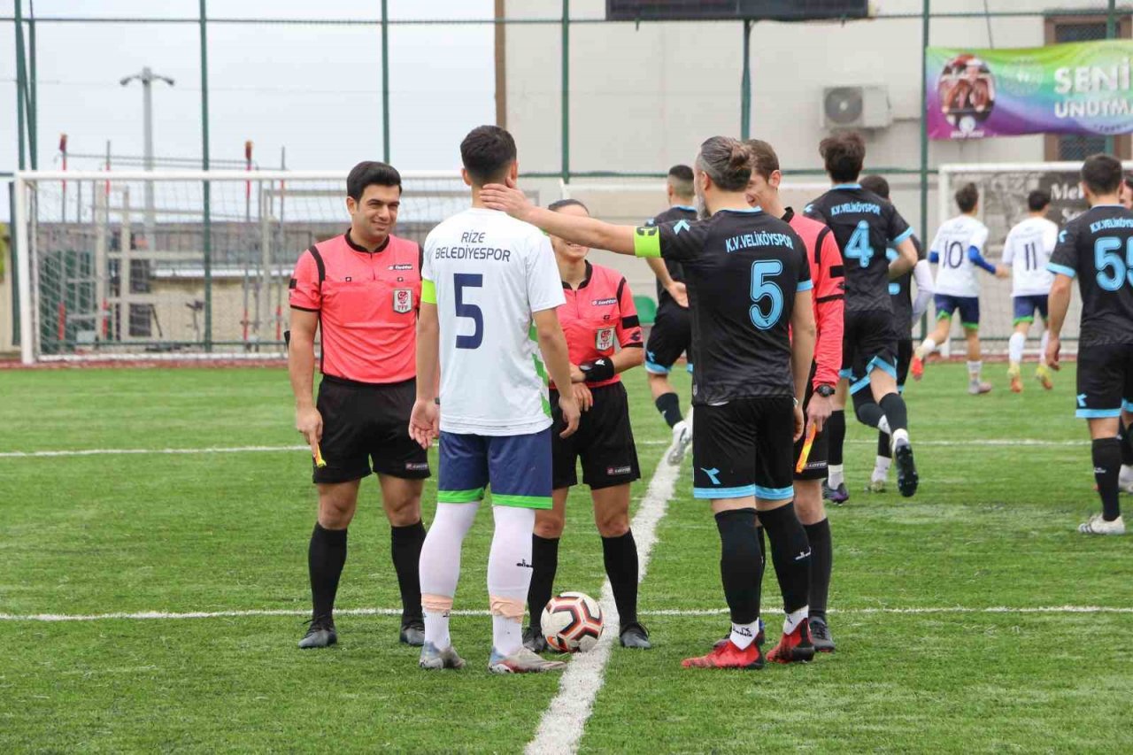 Hayali gerçek oldu, oğlu ile rakip oldu