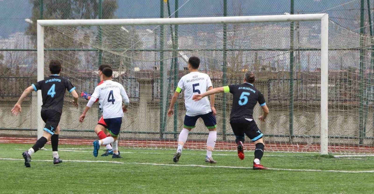 Hayali gerçek oldu, oğlu ile rakip oldu