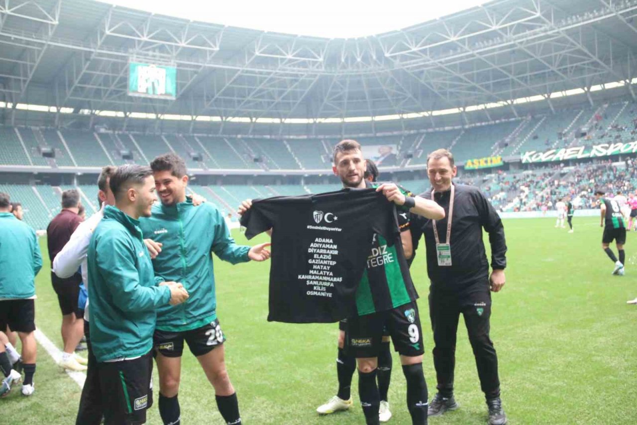 TFF 2. Lig: Kocaelispor: 3 - Uşakspor: 0