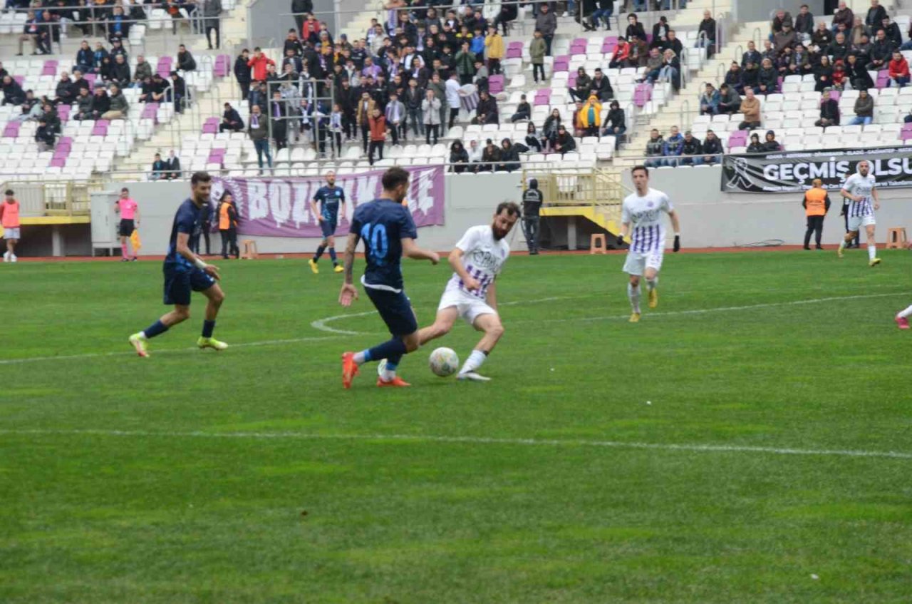 TFF 3. Lig: 52 Orduspor FK: 1 - Belediye Kütahyaspor: 2
