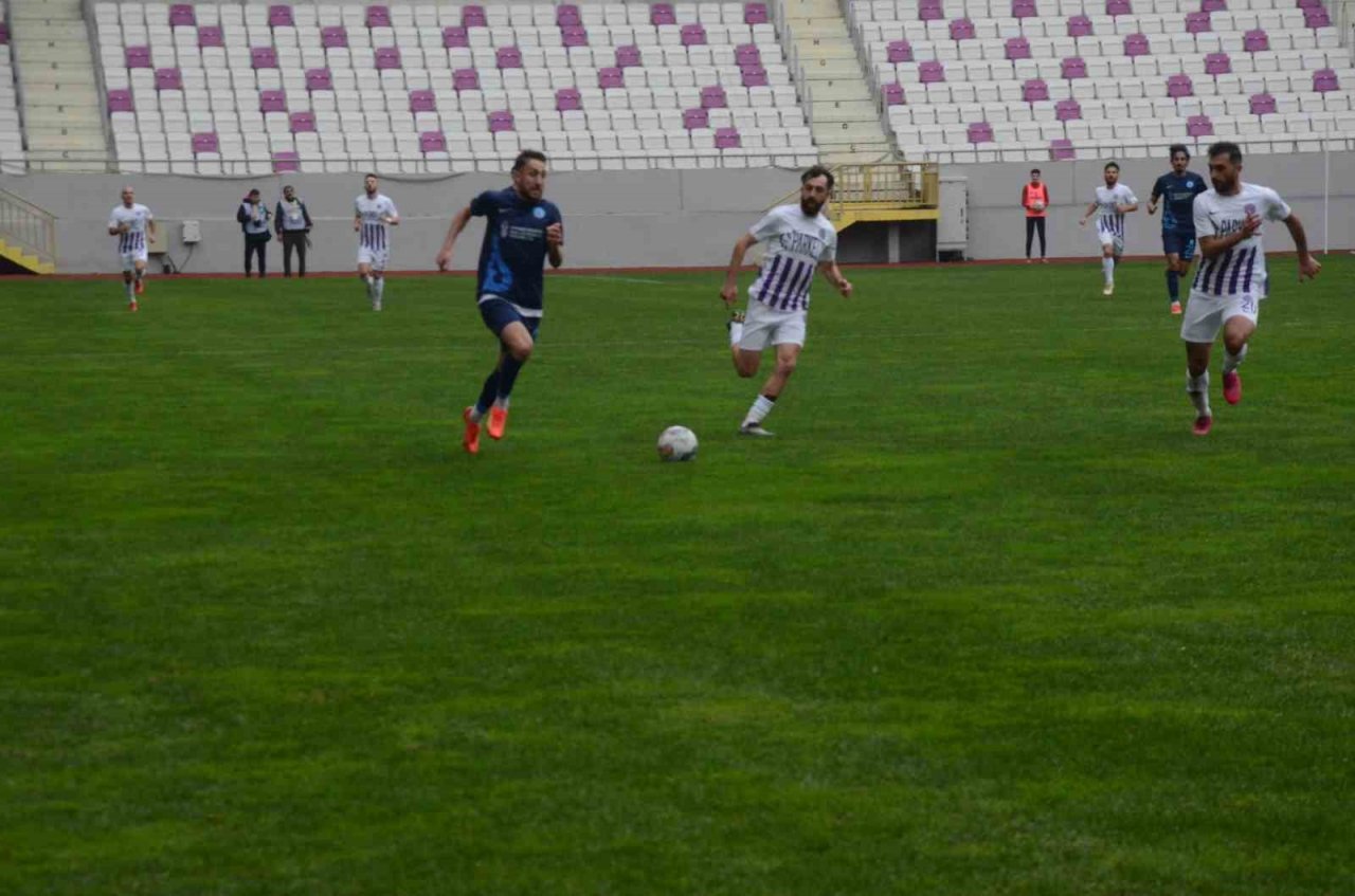 TFF 3. Lig: 52 Orduspor FK: 1 - Belediye Kütahyaspor: 2