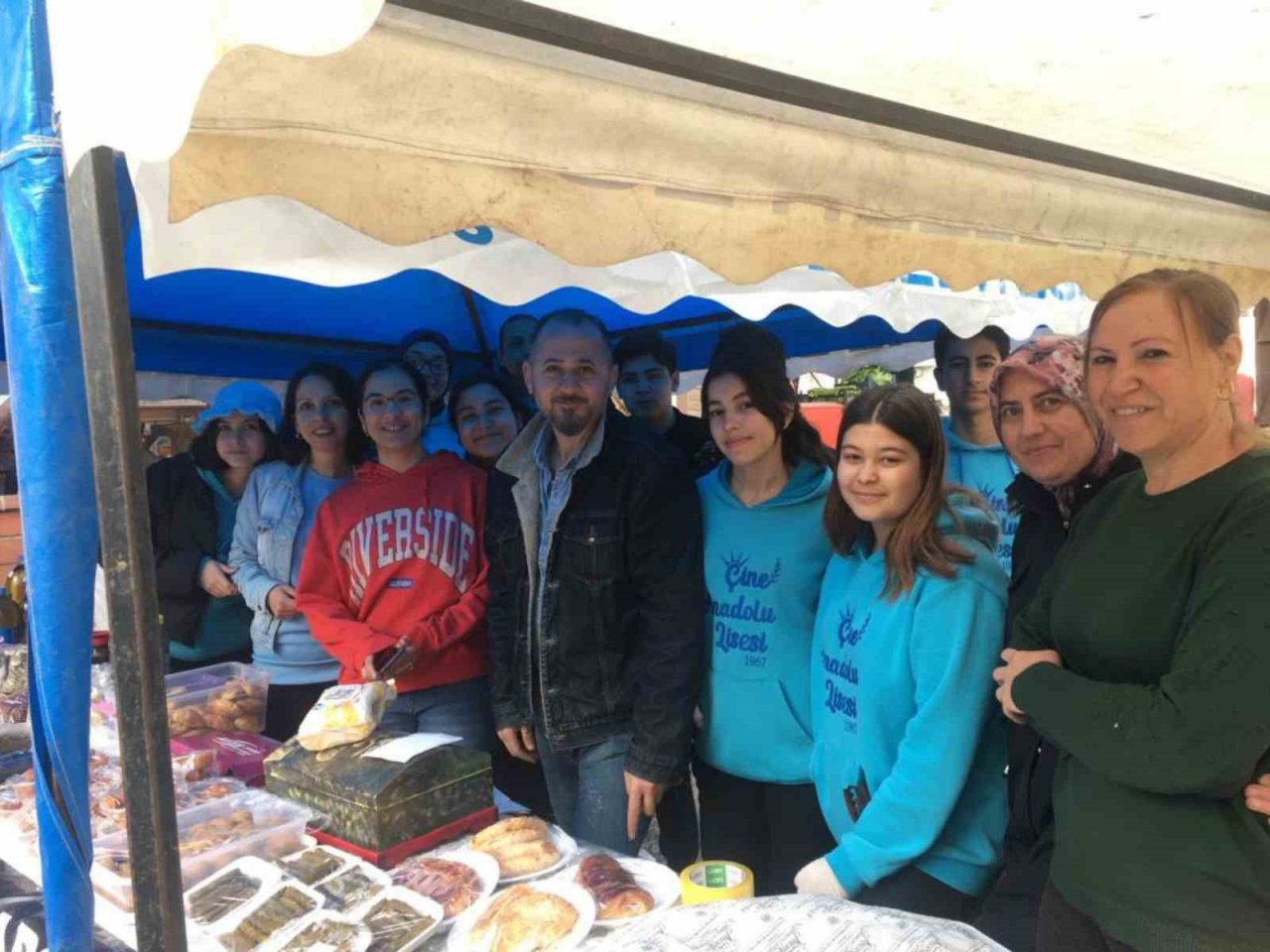Çine’de depremzede öğrenciler için hayır panayırı düzenlendi