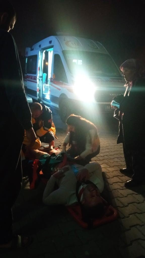 Depreme 2. katta yakalan şahıs balkondan atlayarak kaçarken yaralandı