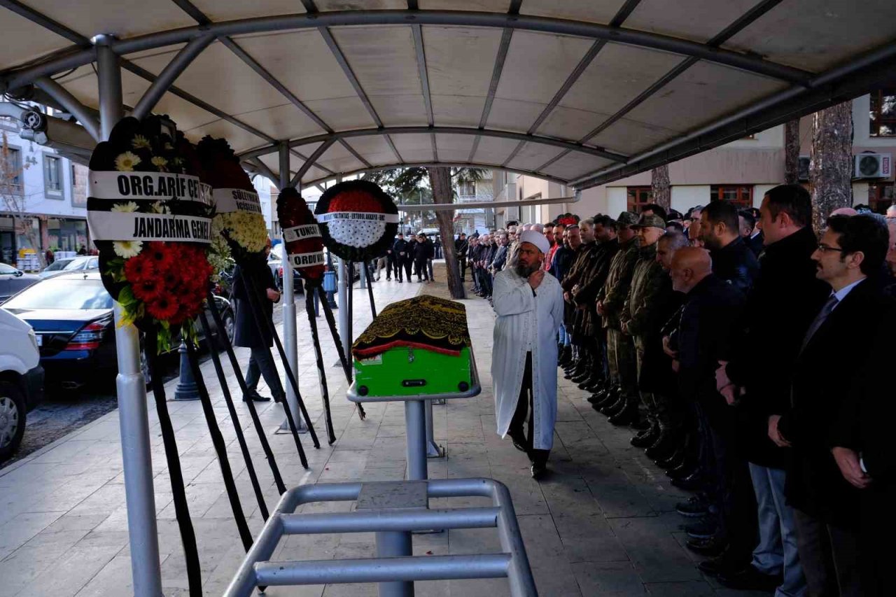 Jandarma Genel Komutan Yardımcısı Koç’un acı günü