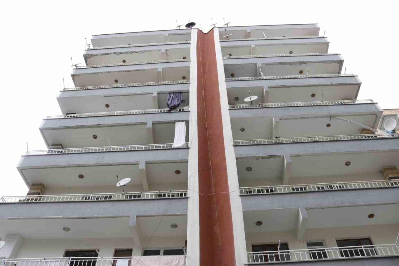 Diyarbakır’da 3 bin 76 bina ağır hasarlı çıktı