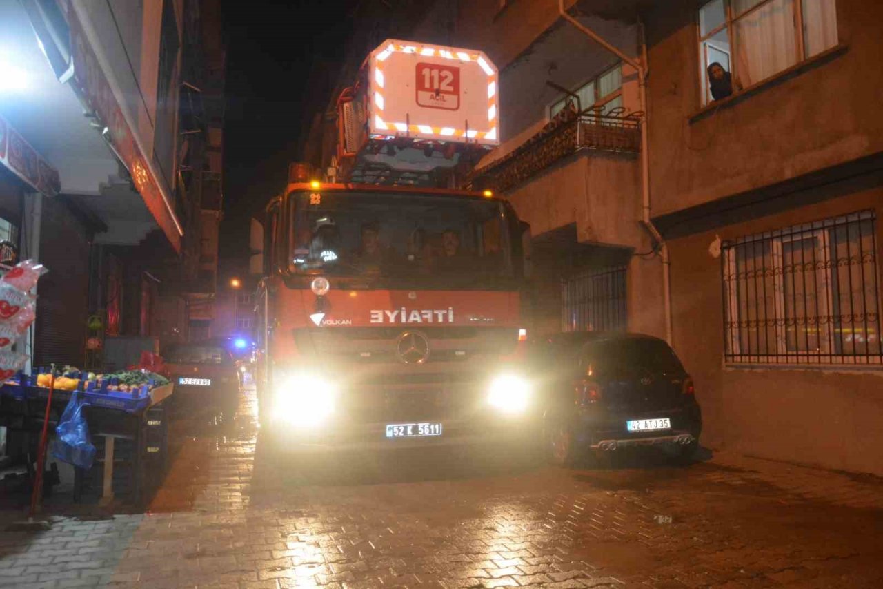 Ordu’da metruk binada çıkan yangın korkuttu