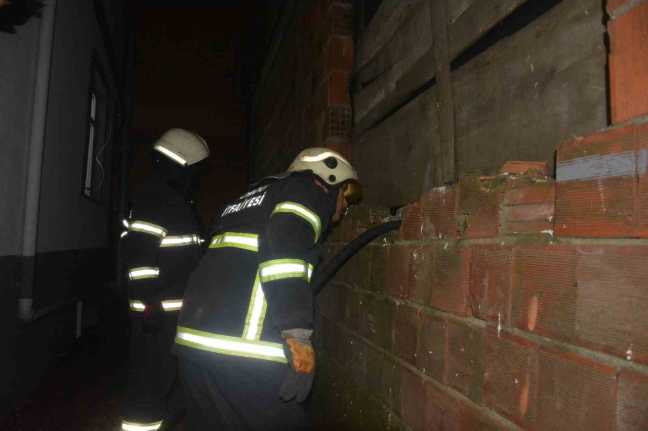 Ordu’da metruk binada çıkan yangın korkuttu