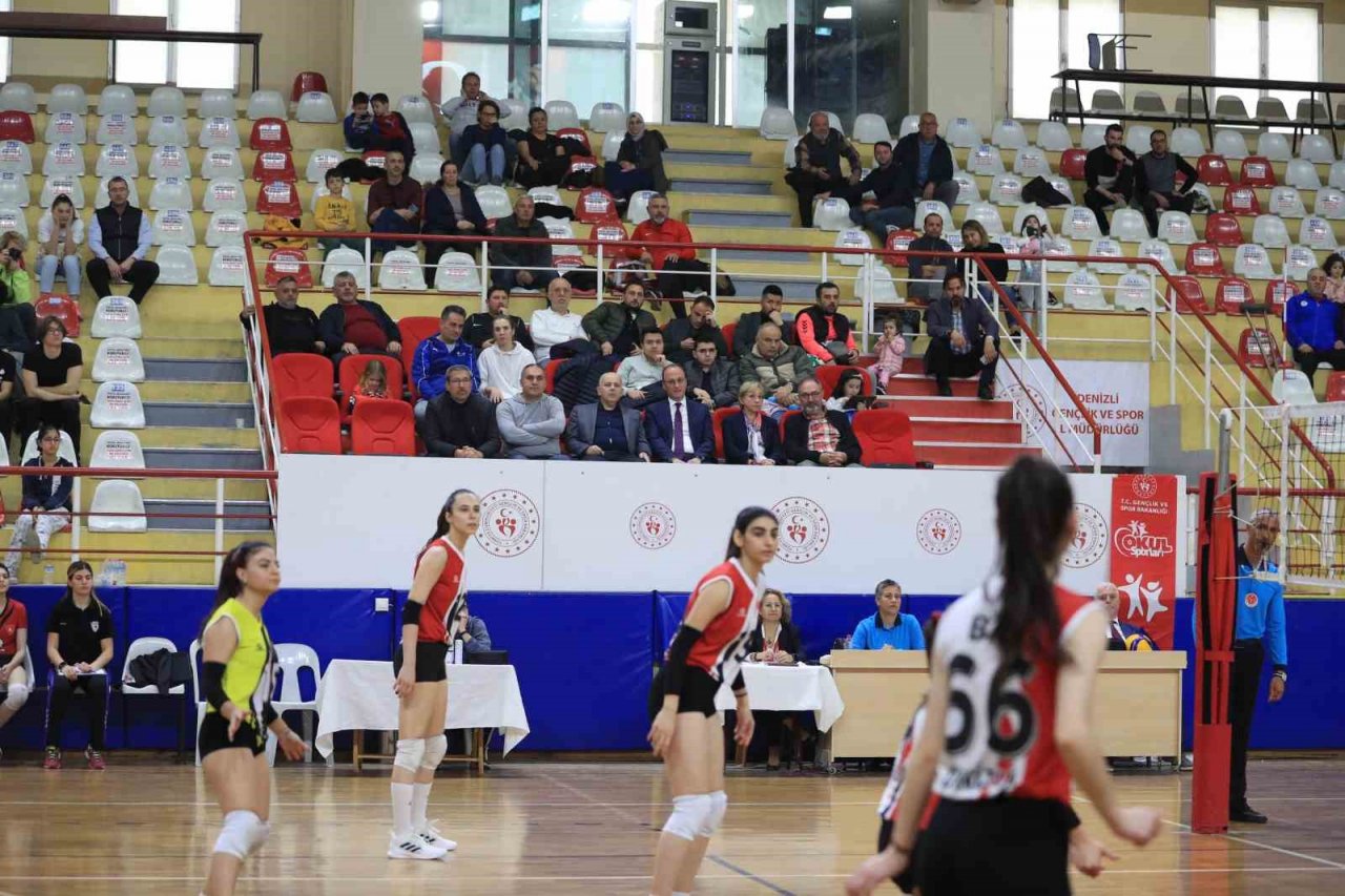 Pamukkale Kadın Voleybol Takımı grup şampiyonu oldu