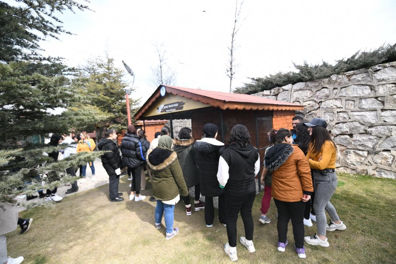 Pursaklar’da depremzede çocukların yüzünü güldüren gezi