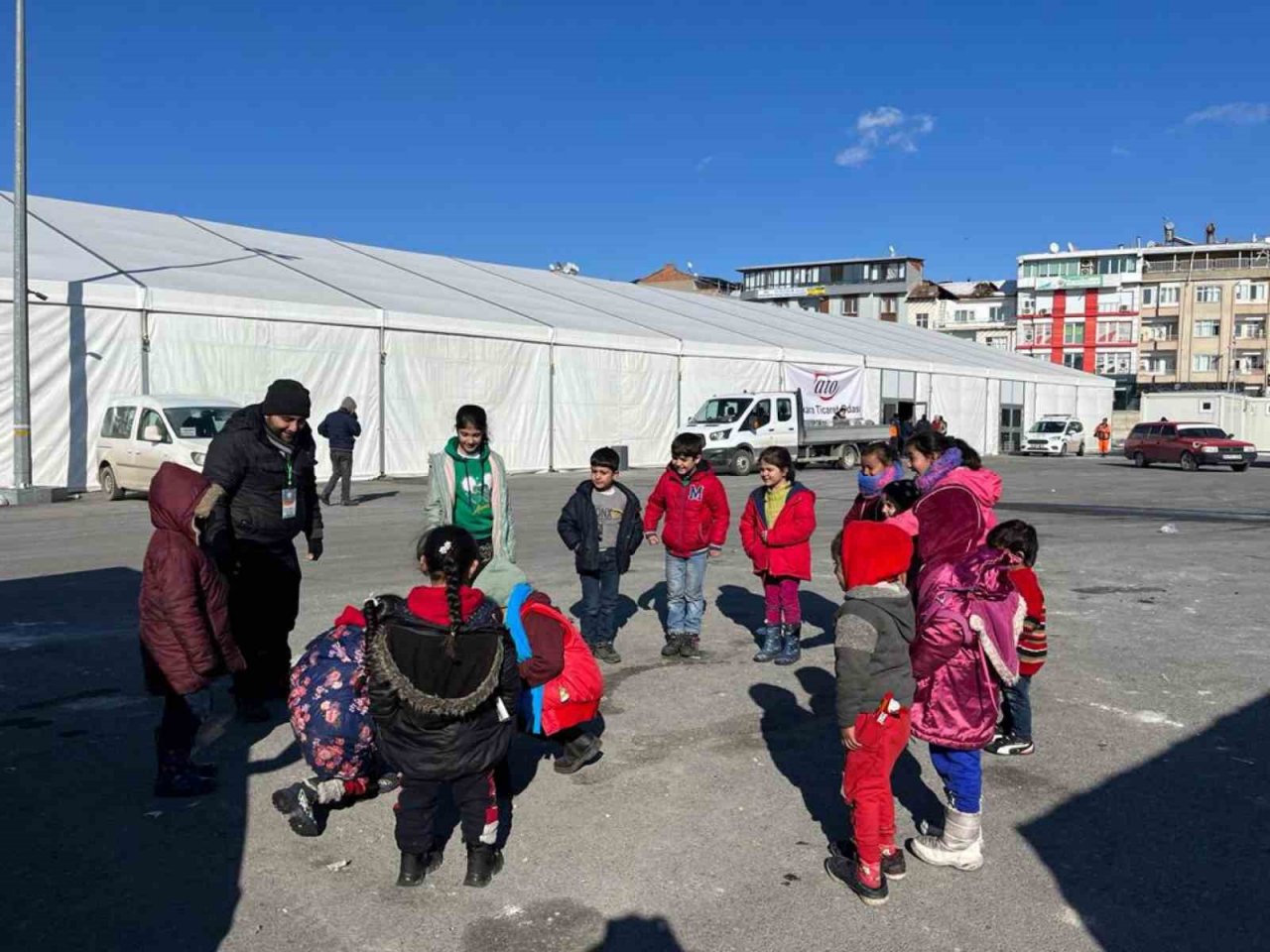 Rehber öğretmenlerden depremzedelere psikososyal destek