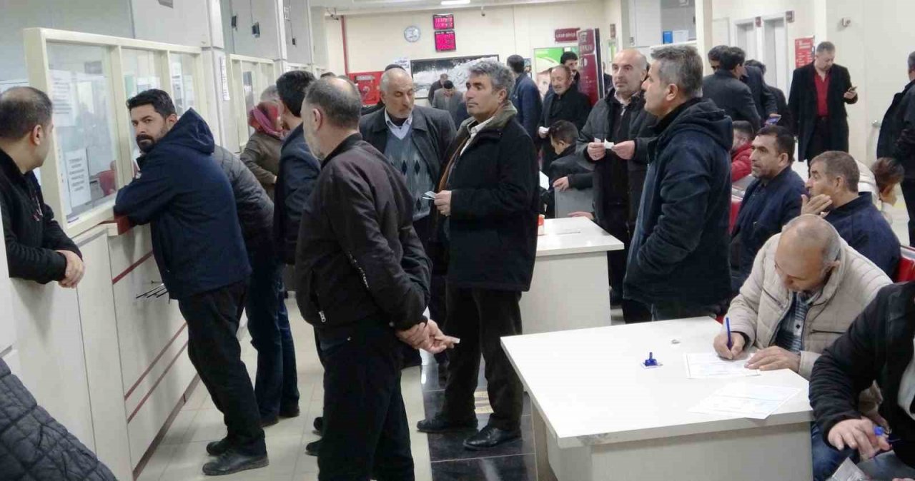 SGK Van İl Müdürlüğünde EYT yoğunluğu başladı