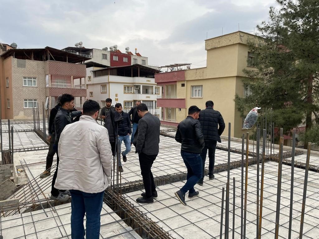 Siirt Belediyesi ekipleri inşaatlarda denetimlerini arttırdı