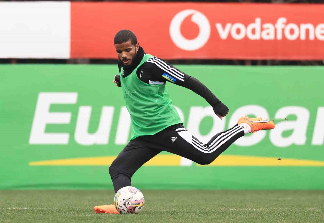 Beşiktaş’ta Başakşehir mesaisi başladı