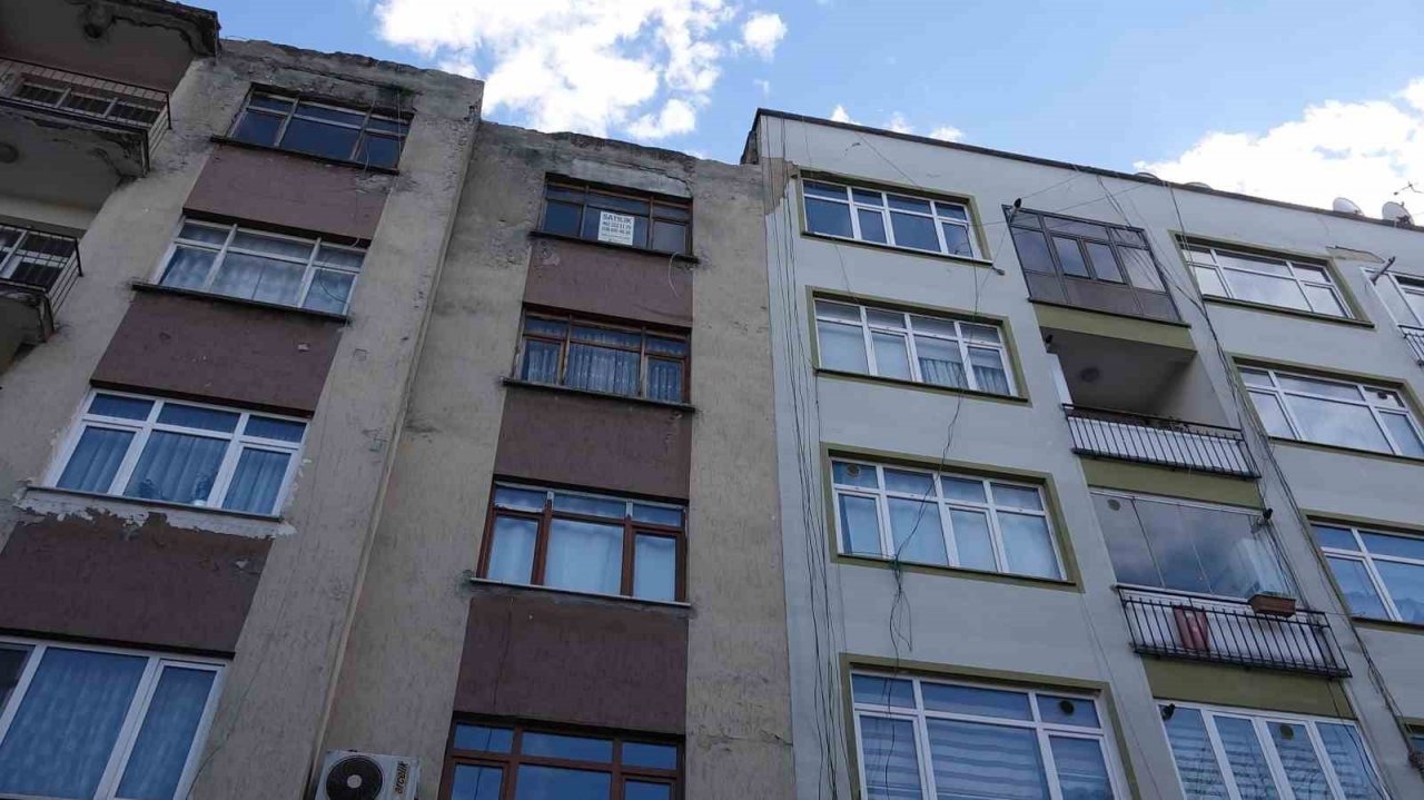 Kuvvetli rüzgar az kalsın faciaya yol açıyordu