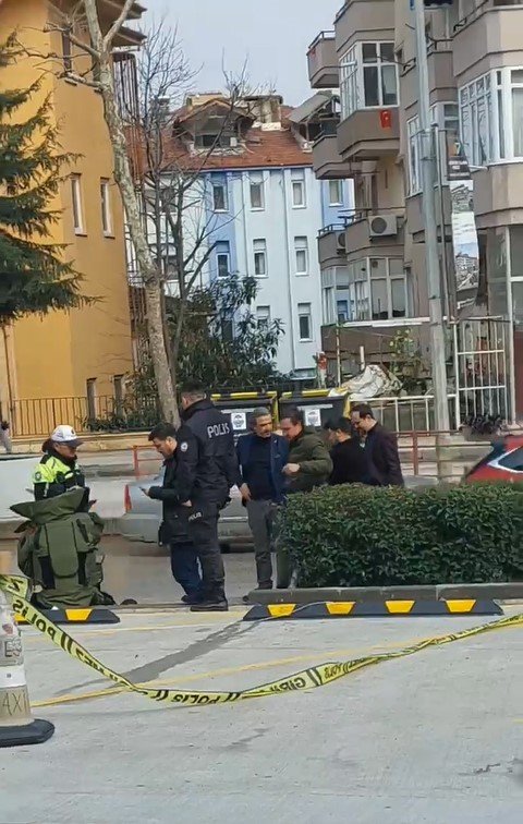 Yalova’da şüpheli çanta fünyeyle patlatıldı