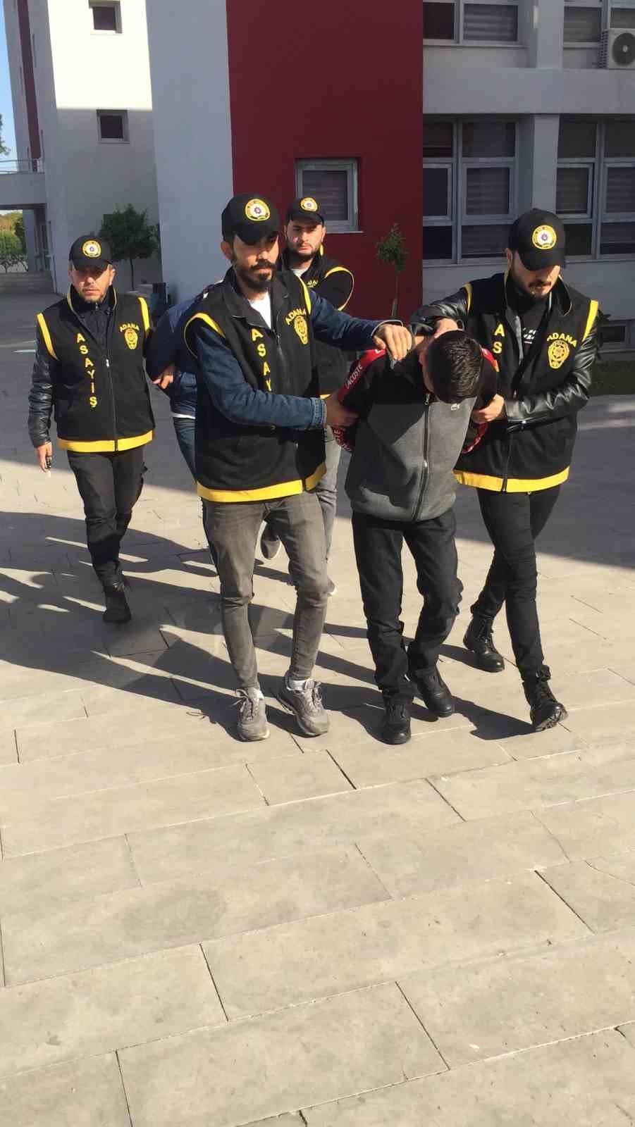 Tabancayla şaka yaparken işlenen cinayete iki tutuklama