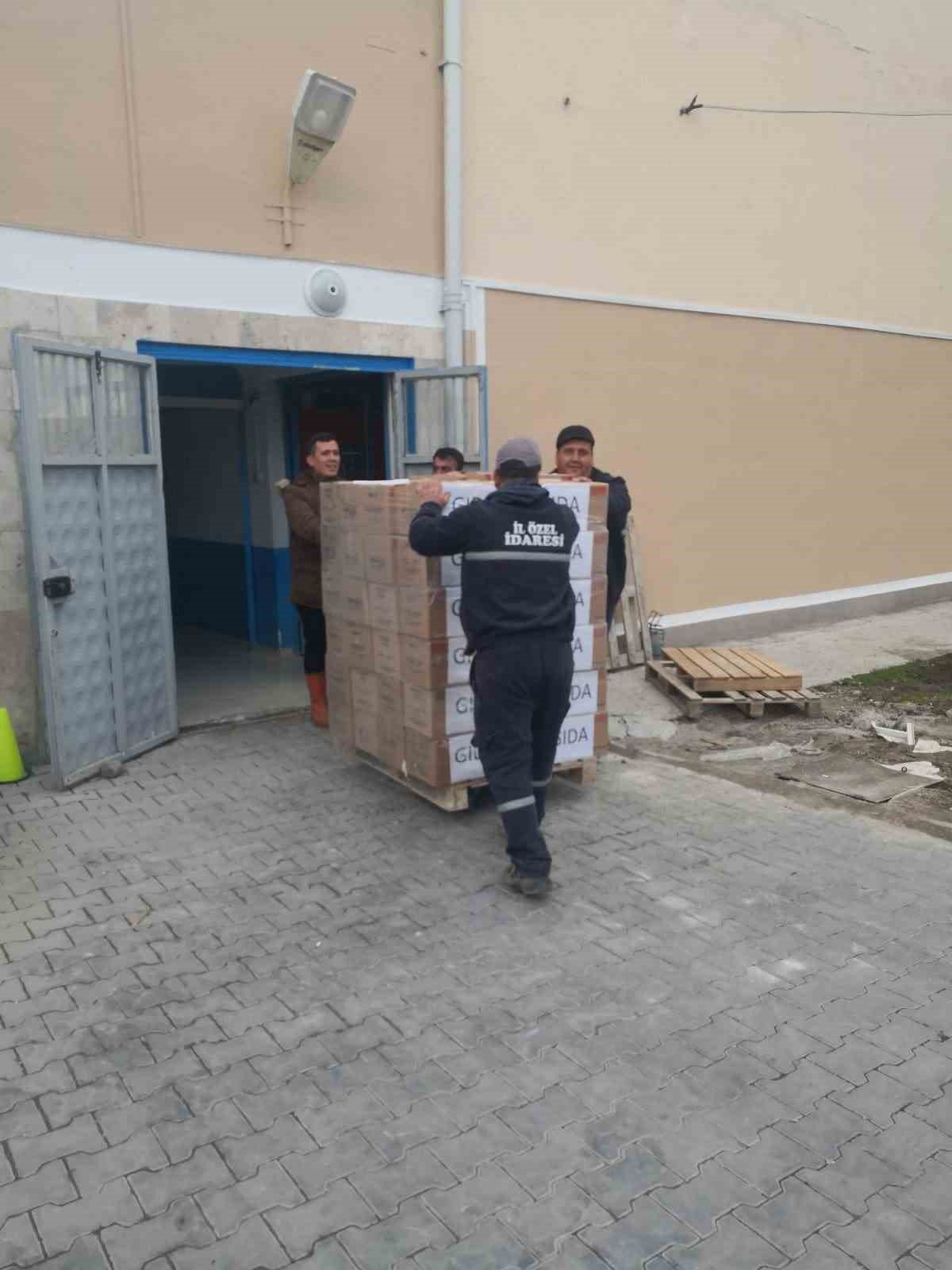 Emirdağ’da afetzedeler için başlatılan yardım kampanyası sürüyor