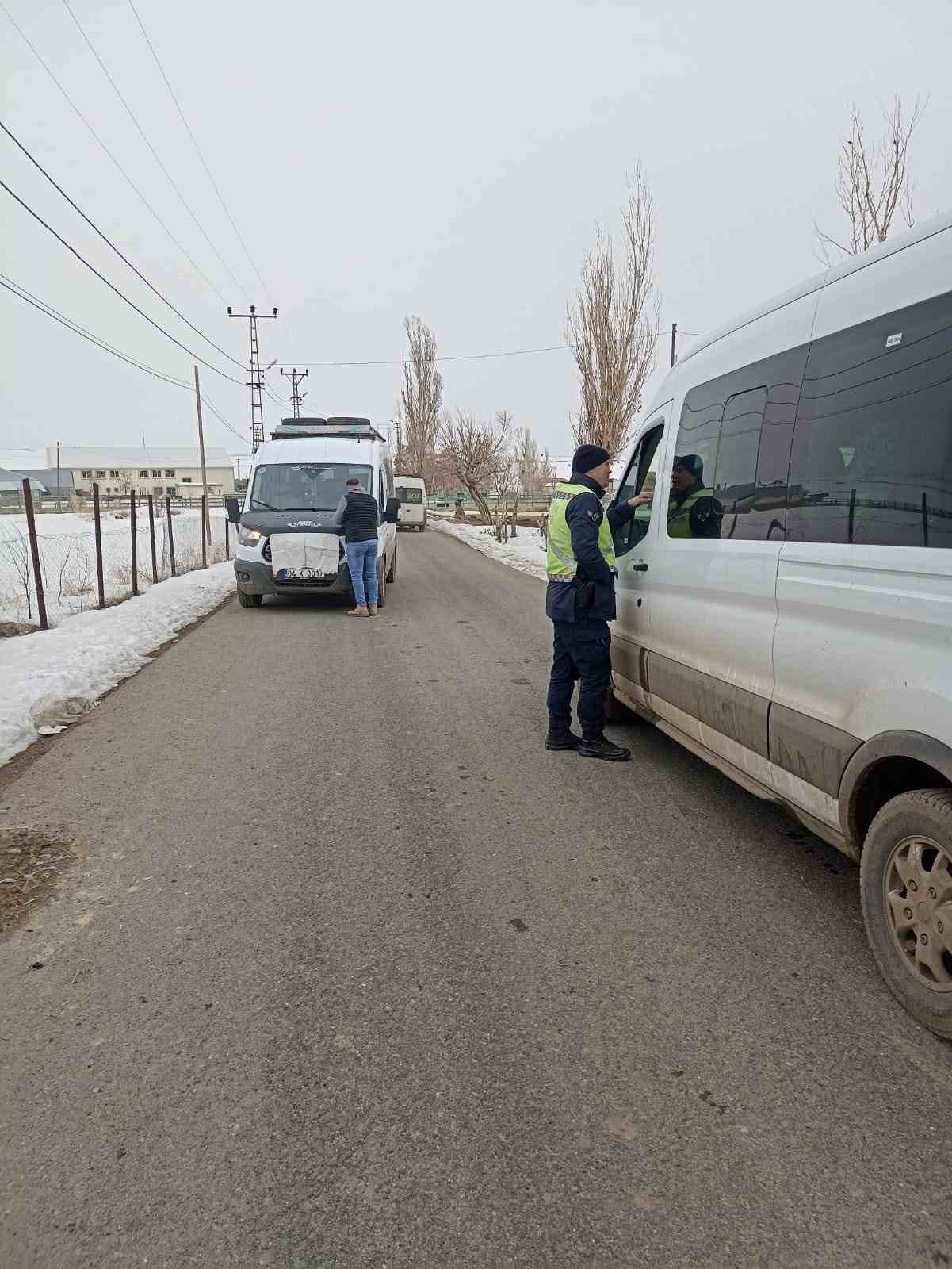 Ağrı’da taşımalı eğitim servis araçları denetlendi