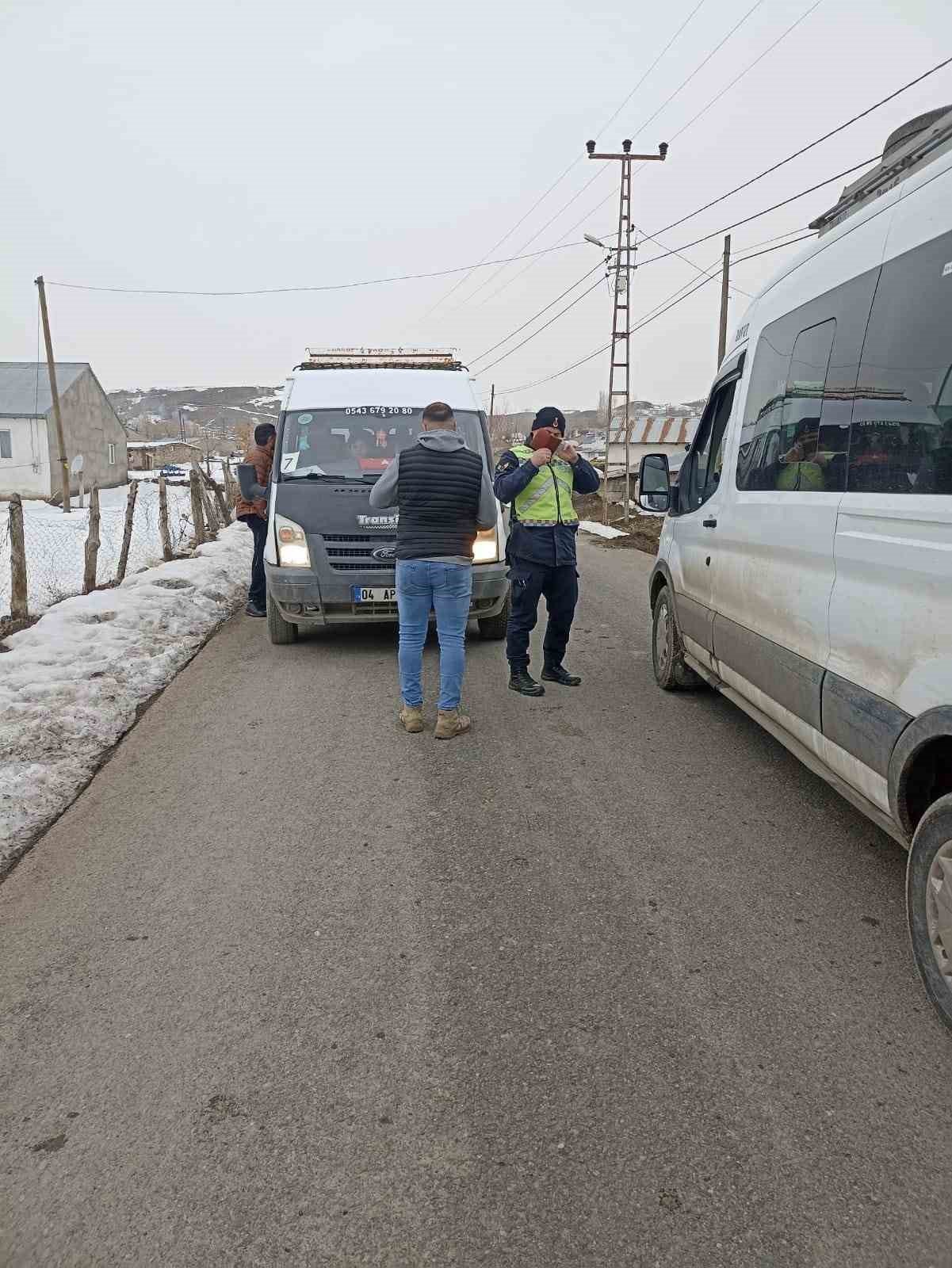 Ağrı’da taşımalı eğitim servis araçları denetlendi