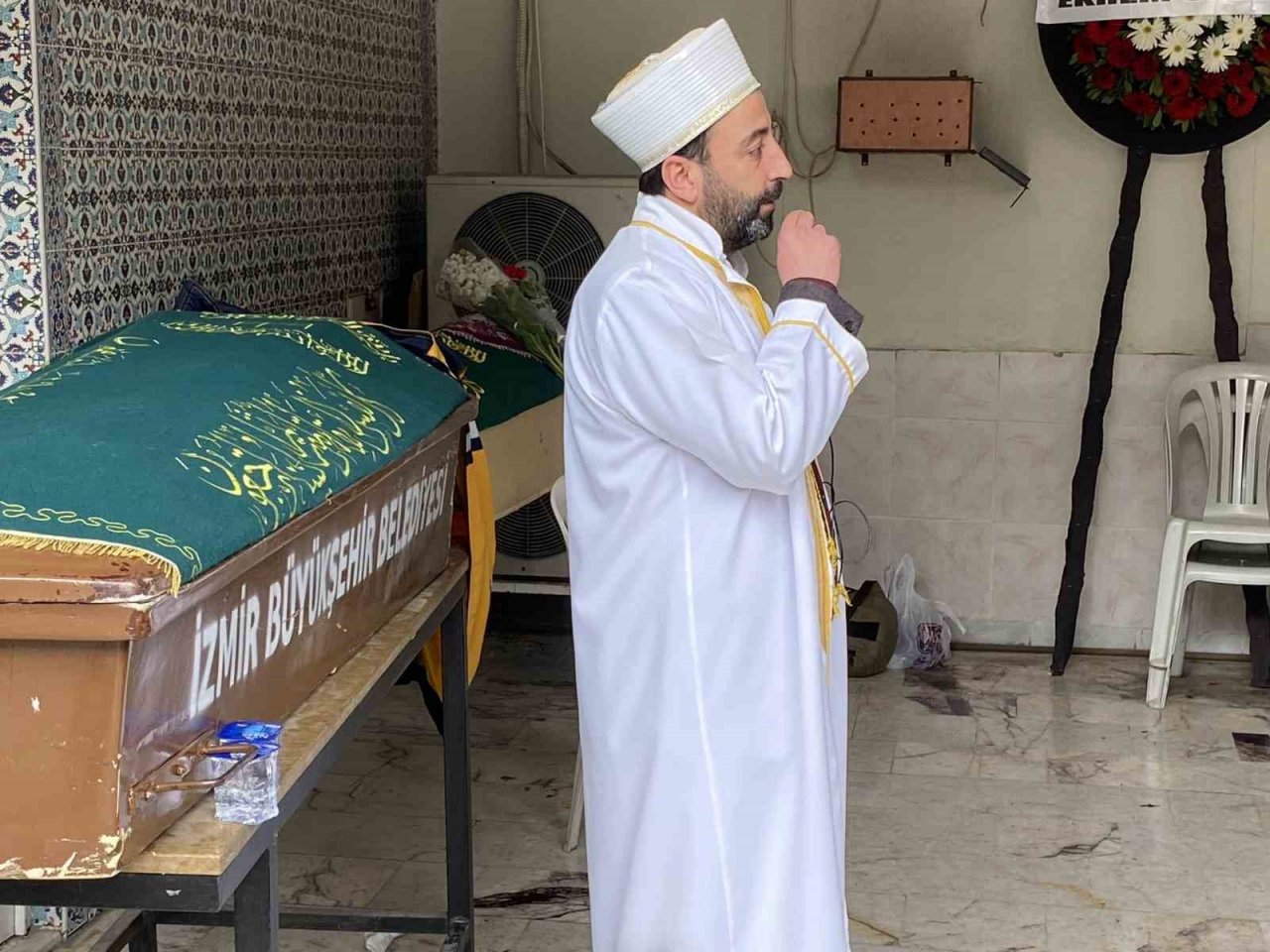 Aydın’daki kazada hayatını kaybeden sağlık personeli gözyaşlarıyla uğurlandı