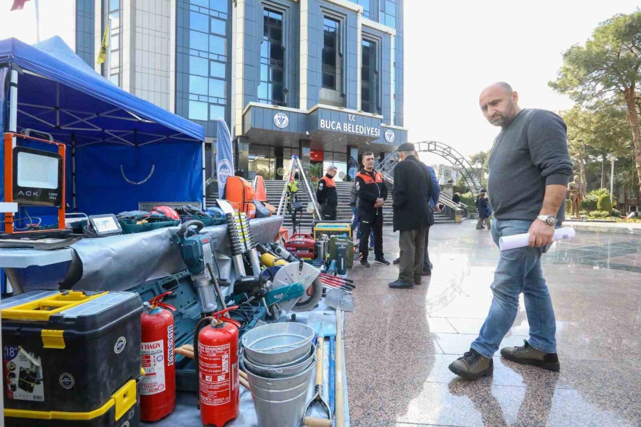 Buca’da depremin gerçek yüzü masaya yatırıldı