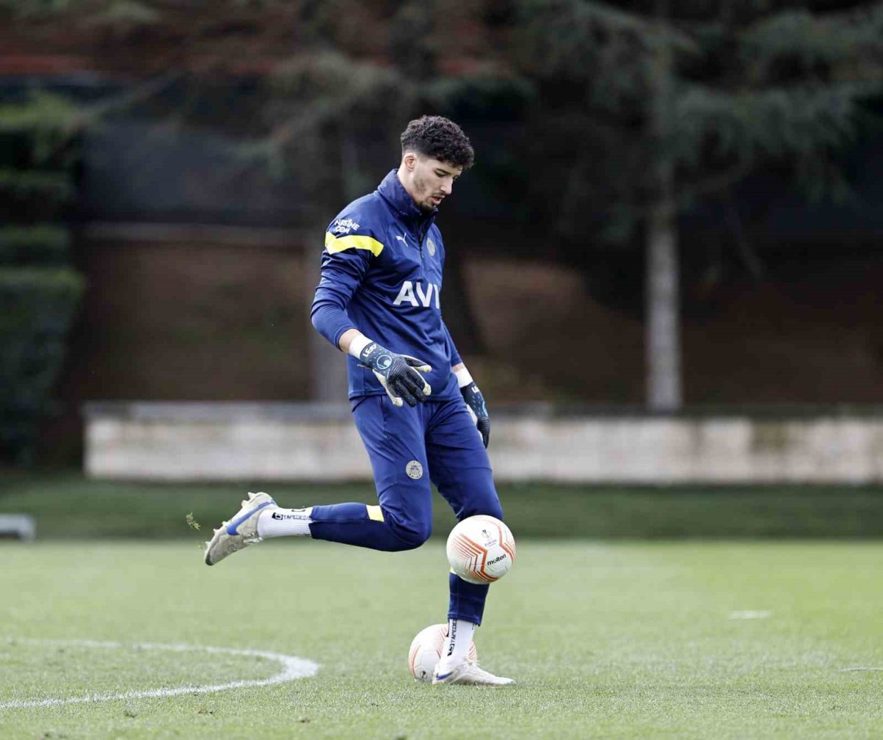 Fenerbahçe, Sevilla maçı hazırlıklarına devam etti