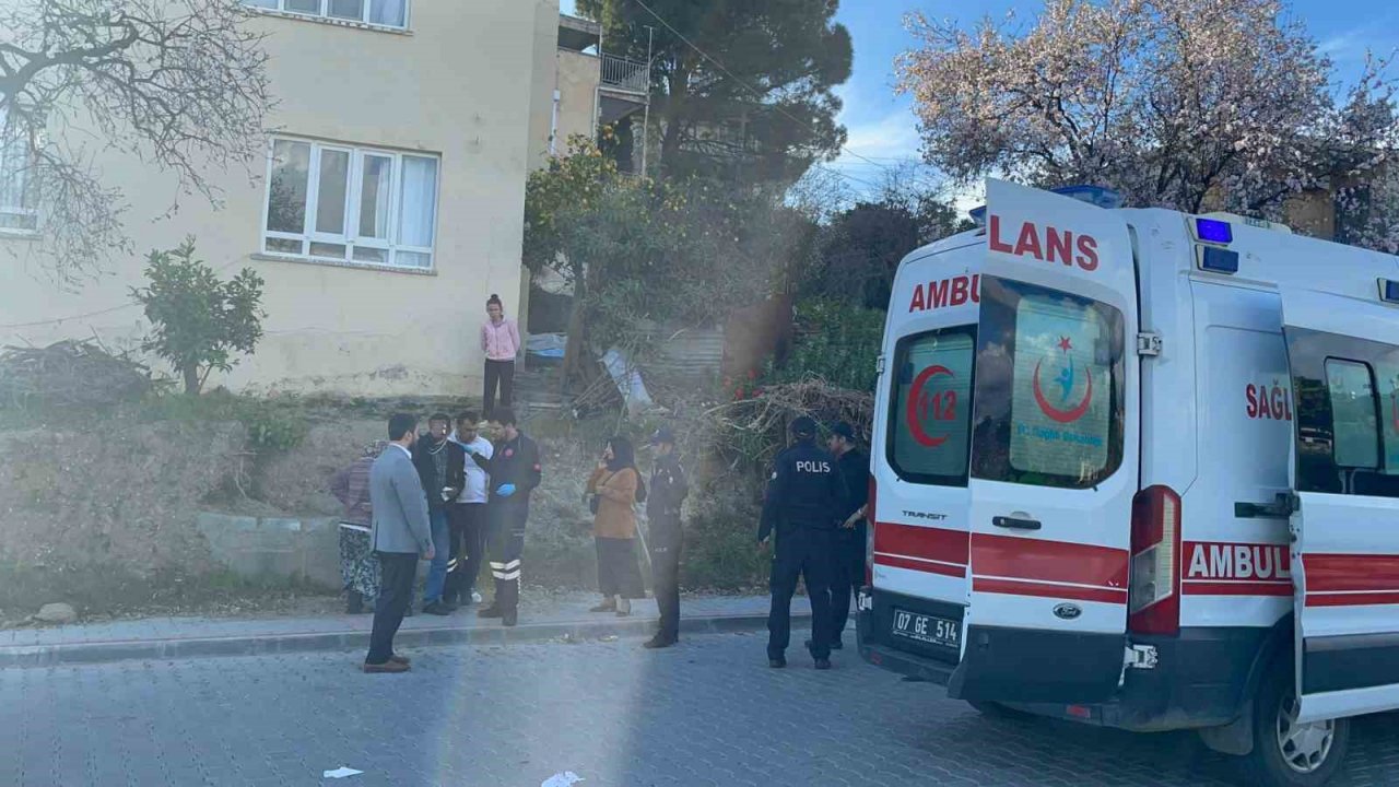 Gazipaşa’da otomobille motosiklet çarpıştı: 1 yaralı