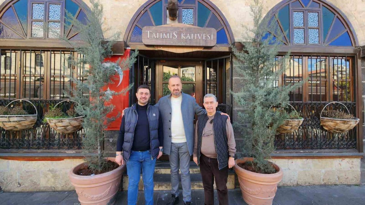 Gaziantep esnafı hazır konukları bekliyor